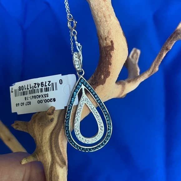 NWT Sterling Silver and Swarovski Stone Necklace 18” - Picture 2 of 2